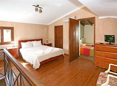 Apart-hotel Elea 2*