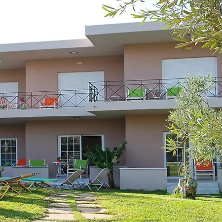 Aparthotel Elea 2*
